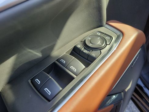 New 2025 GMC Sierra 3500 Denali Ultimate AWD/4WD image 20