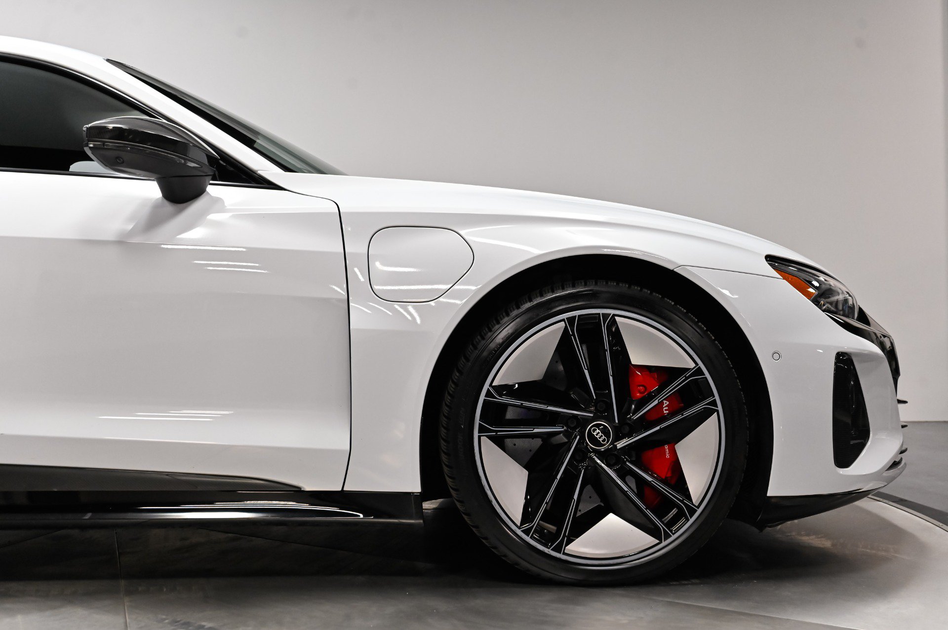Used 2022 Audi RS e-tron GT w/ Year 1 Package AWD/4WD image 16