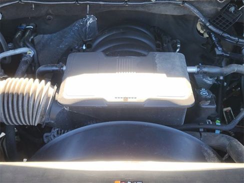 Used 2024 Chevrolet Silverado 2500 LTZ w/ LTZ Premium Package image 29