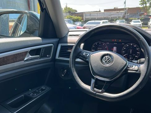 Used 2018 Volkswagen Atlas SEL Premium AWD/4WD image 20
