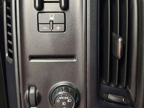 Used 2017 GMC Sierra 1500 4x4 Double Cab w/ Elevation Edition image 28