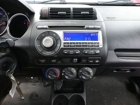 Used 2007 Honda Fit Sport image 28