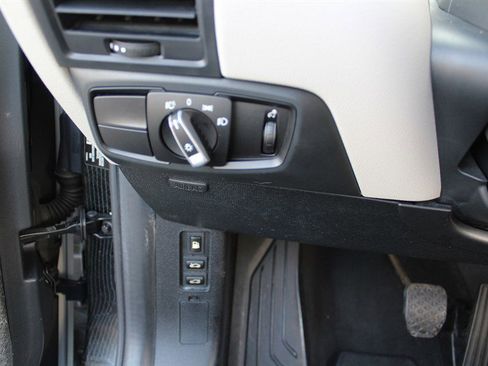 Used 2016 BMW i3 w/ Range Extender image 16