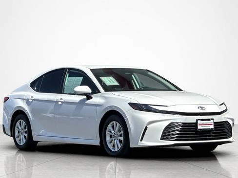 Certified 2025 Toyota Camry LE w/ Convenience Package FWD image 7
