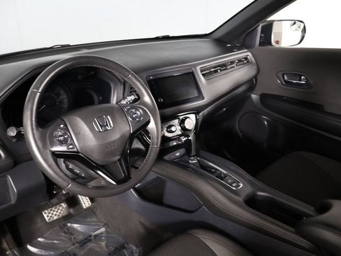 Used 2022 Honda HR-V Sport image 23