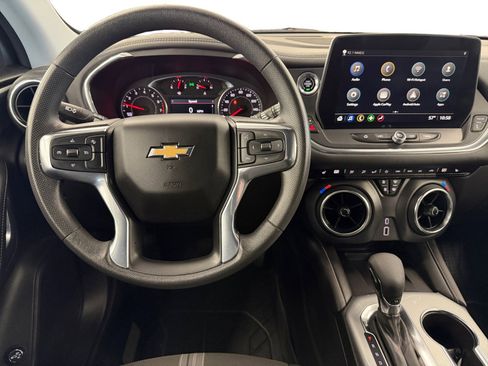 Used 2024 Chevrolet Blazer LT w/ Convenience Package FWD image 13
