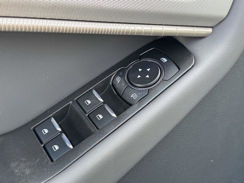 New 2026 Ford Explorer Active image 16