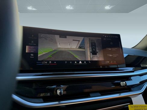 Used 2026 BMW X5 sDrive40i image 29