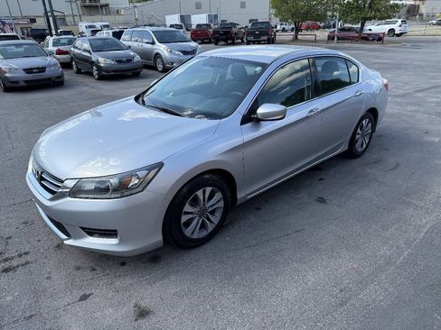 Used 2015 Honda Accord LX image 15