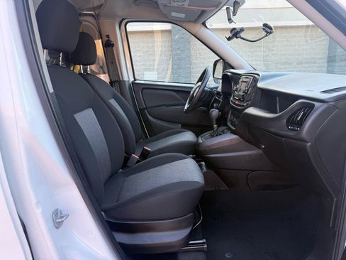 Used 2022 RAM ProMaster City Tradesman FWD image 12