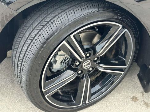 Used 2025 Honda Accord Sport image 23