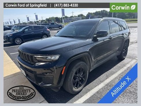 Used 2024 Jeep Grand Cherokee L Altitude AWD/4WD image 1
