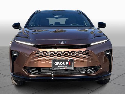 New 2026 Toyota Crown Signia Limited image 3