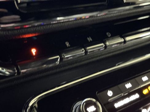 Used 2020 Lincoln Navigator L Reserve image 17