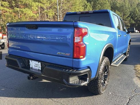 Used 2022 Chevrolet Silverado 1500 ZR2 AWD/4WD image 3