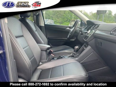 Used 2021 Volkswagen Tiguan SE FWD image 14