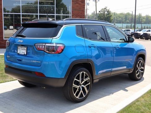 New 2025 Jeep Compass Limited image 32