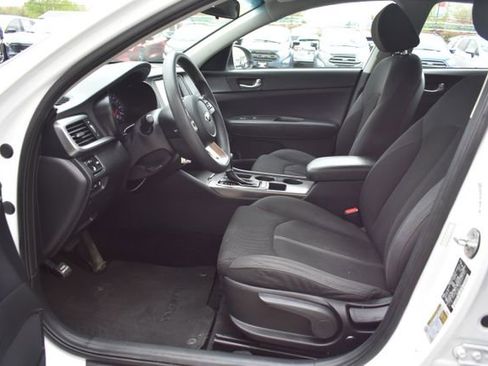 Used 2019 Kia Optima LX FWD image 15