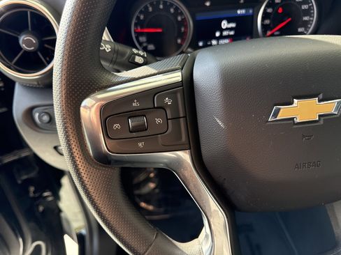 Used 2025 Chevrolet Blazer LT image 18