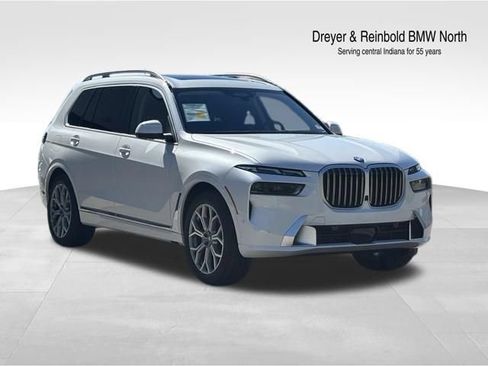 Used 2026 BMW X7 xDrive40i AWD/4WD image 9
