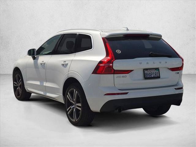 Used 2019 Volvo XC60 T5 Momentum w/ Multimedia Package AWD/4WD image 7
