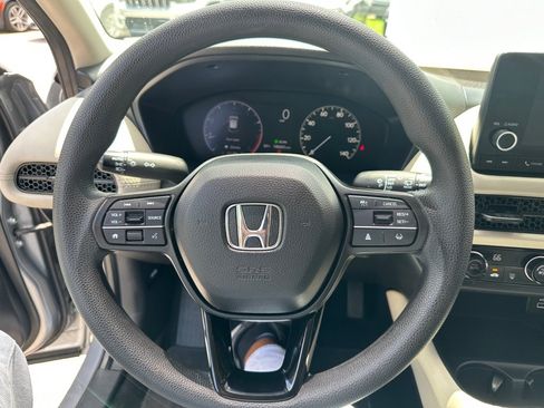 Used 2024 Honda HR-V LX image 17