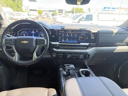 Used 2023 Chevrolet Silverado 1500 LTZ w/ LTZ Premium Package image 29