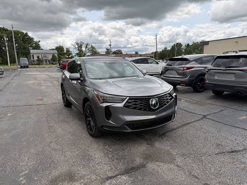Used 2025 Acura RDX SH-AWD image 4