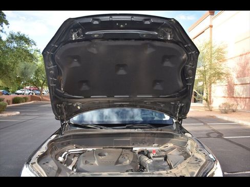 Used 2021 Volvo XC90 T6 Momentum w/ Advanced Package AWD/4WD image 43
