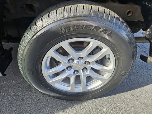 Used 2021 Chevrolet Silverado 1500 LT w/ Z71 Off-Road Package image 28