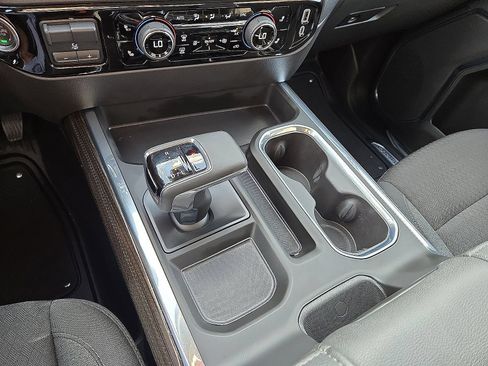 Used 2025 Chevrolet Silverado 1500 LT Trail Boss w/ LPO, Dark Essentials Package AWD/4WD image 31