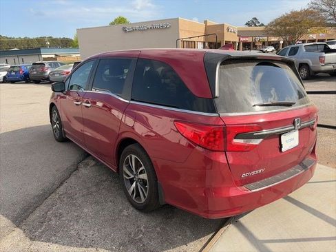 Used 2024 Honda Odyssey Touring image 4