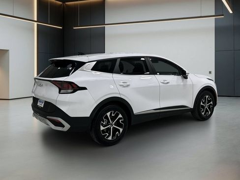 Used 2025 Kia Sportage EX FWD image 6