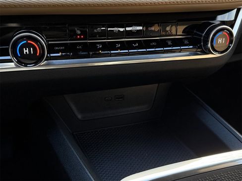 Certified 2026 Chevrolet Equinox ACTIV w/ Safety and Technology Package image 20