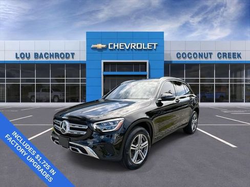 Used 2022 Mercedes-Benz GLC 300 w/ Premium Package Lite image 4