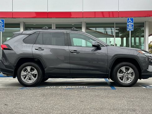 Used 2024 Toyota RAV4 XLE w/ Convenience Package FWD image 3