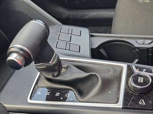 Used 2025 Kia Sportage LX image 16