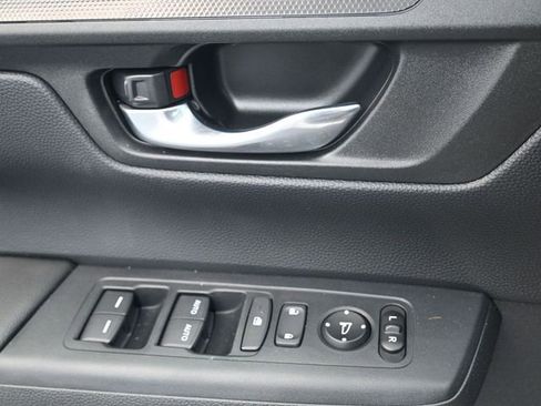 Certified 2025 Honda CR-V EX image 22