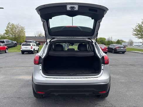 Used 2017 Nissan Rogue Sport SL w/ SL Premium Package AWD/4WD image 29