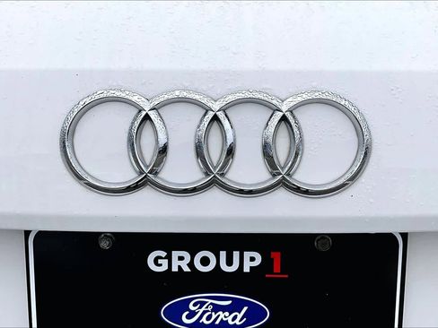 Used 2018 Audi Q3 2.0T Premium w/ Convenience Package image 9