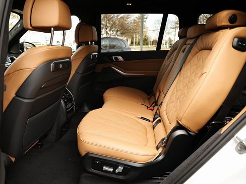 New 2026 BMW X7 xDrive40i w/ M Sport Package image 26