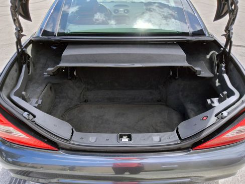 Used 2009 Mercedes-Benz SL 550 image 12