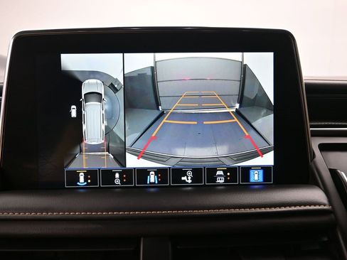 Certified 2024 GMC Yukon AT4 w/ Technology Package image 18