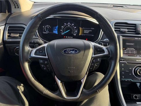 Used 2014 Ford Fusion Titanium image 17