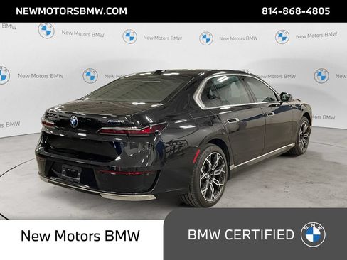 Used 2023 BMW i7 xDrive60 AWD/4WD image 5
