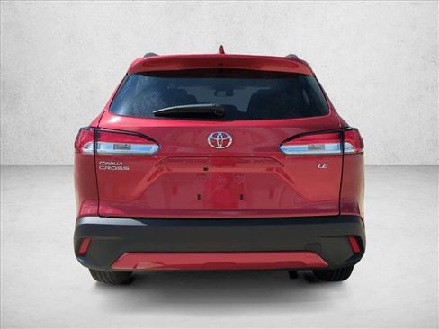 Certified 2023 Toyota Corolla Cross LE FWD image 6