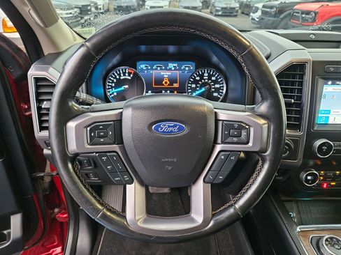 Used 2019 Ford Expedition Platinum image 19