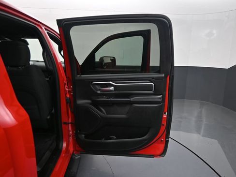 Used 2025 RAM 1500 Big Horn AWD/4WD image 37