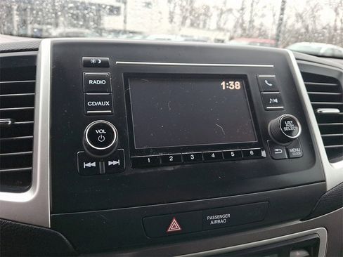 Used 2016 Honda Pilot LX image 19