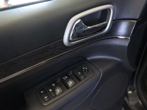 Used 2018 Jeep Grand Cherokee High Altitude AWD/4WD image 10